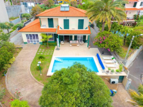 VILLA LEONARDO